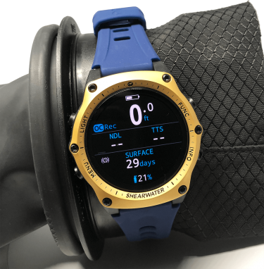 LE 2020 Teric Air Integrated Dive Computer with Color Strap