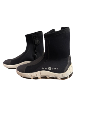 Manta Boot 6.5mm Size 7 - Discontinued