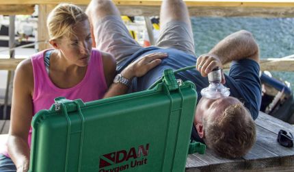 DAN Diving First Aid for Professional Divers